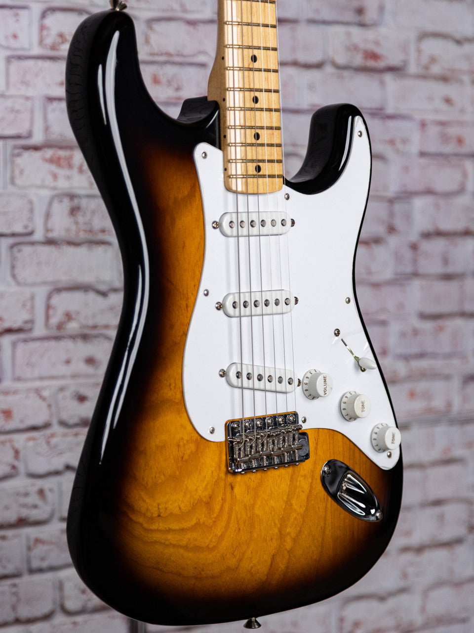FENDER 60TH ANNIVERSARY STRATOCASTER COMMEMORATIVE Guitar World AUSTRALIA