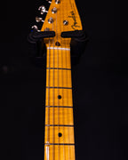 Fender Limited Edition 70th Anniversary 1954 Stratocaster® Journeyman Relic®, 1-Piece Quartersawn Maple Neck Fingerboard, Wide-Fade 2-Color Sunburst