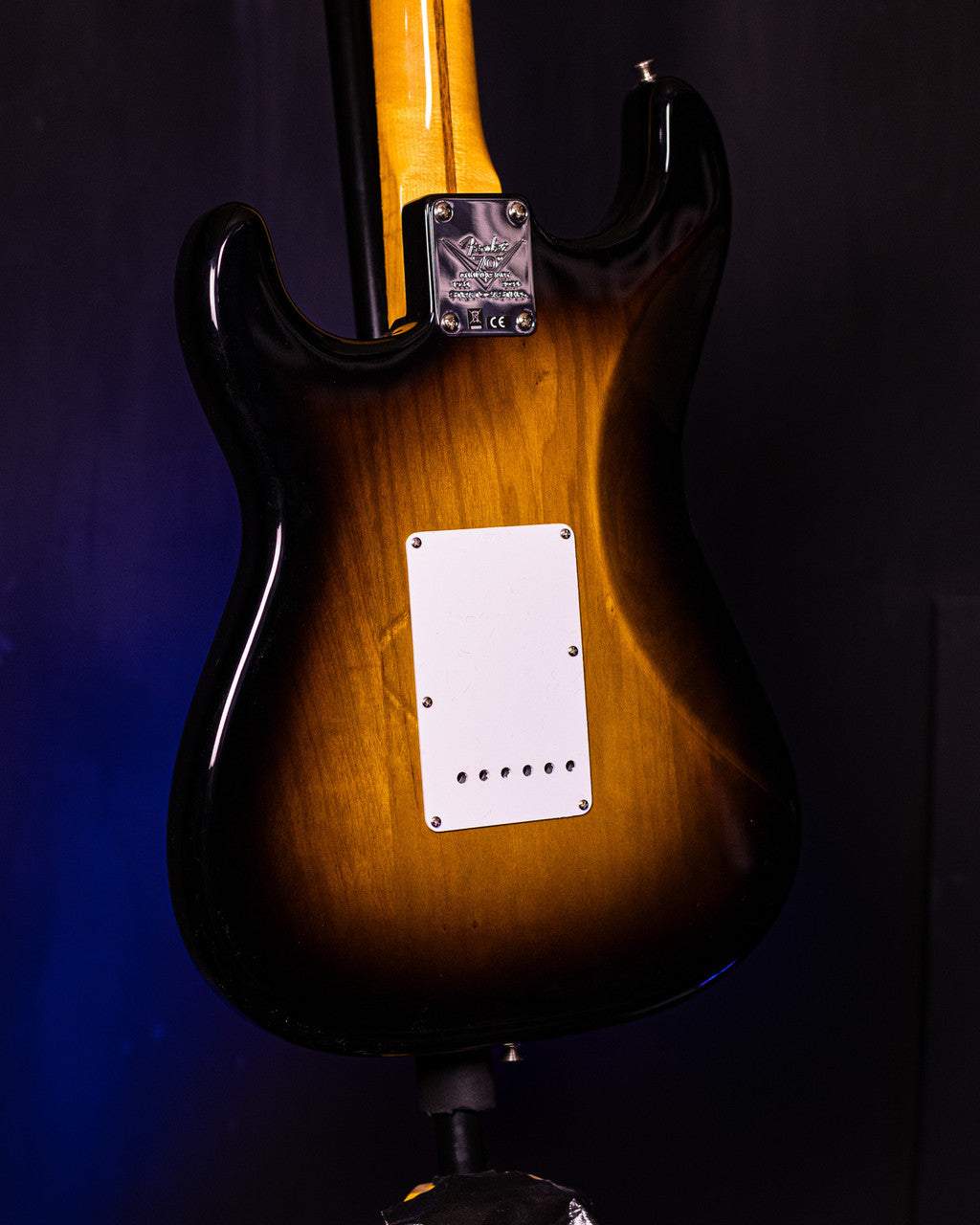 Fender 70th Anniversary 1954 Stratocaster NOS, Limited Edition - 1-Piece Quartersawn Maple Neck Fingerboard, Wide-Fade 2-Color Sunburst (9236091143)