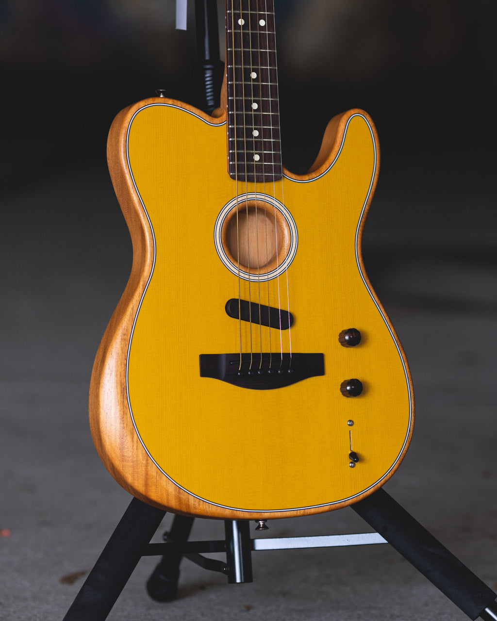 Fender Acoustasonic Player Telecaster, Rosewood Fingerboard, Butterscotch Blonde