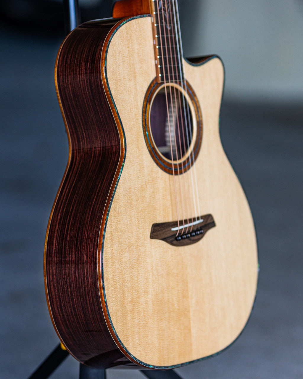 FURCH RED OMc-SR ANTHEM, ORCHESTRA MODEL CUTAWAY 