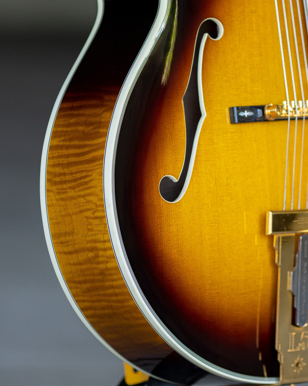 Gibson Custom L5 Wes Montgomery Guitar Vintage Sunburst 