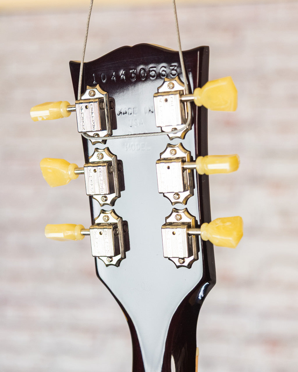 Gibson SG Angus Young Thunderstruck Cherry 2013 MINT