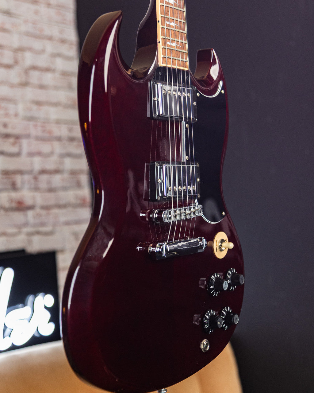 Gibson SG Angus Young Thunderstruck Cherry 2013 MINT