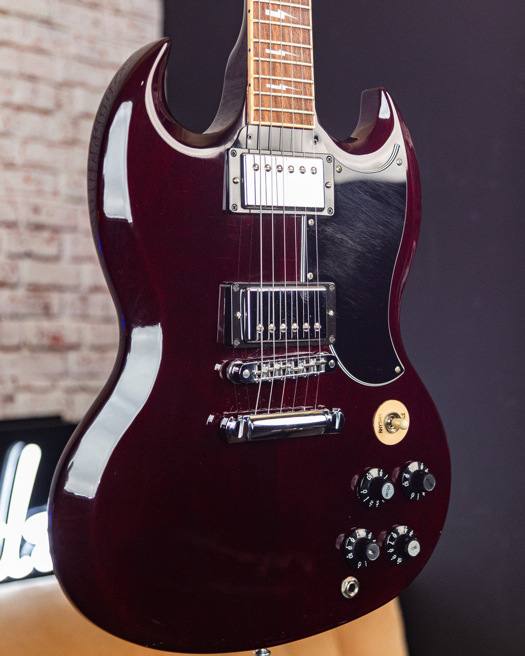Gibson SG Angus Young Thunderstruck Cherry 2013 MINT