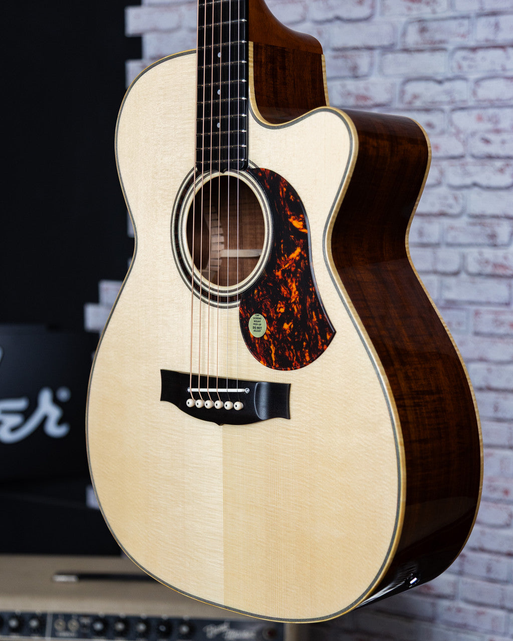 MATON MasterBuilt L.E. May ACOUSTIC/ELECTRIC GUITAR
