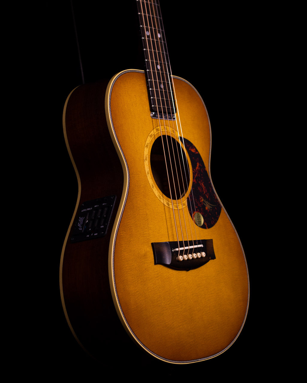 MATON EMD6 MINI DIESEL ACOUSTIC/ELECTRIC GUITAR (EMD6)