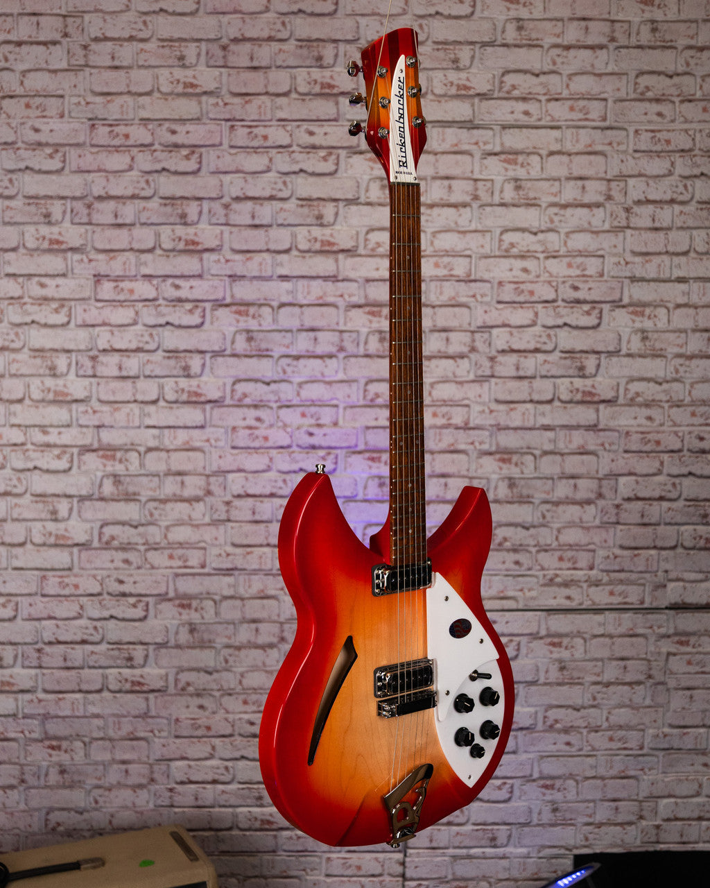 Rickenbacker 330 Semi-Hollow Body Electric Guitar Fireglo