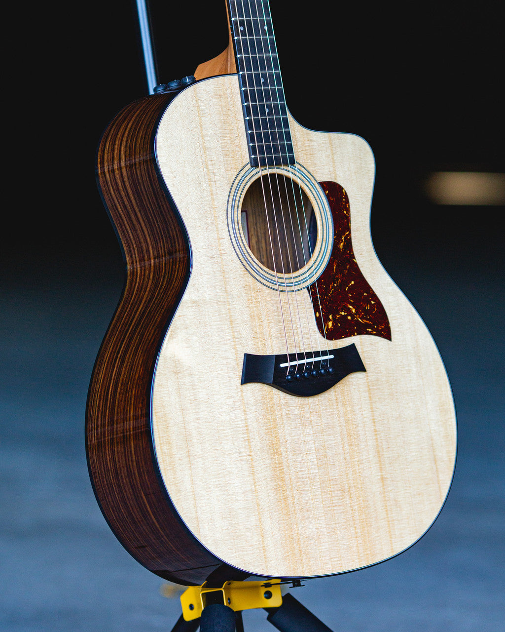 Taylor 214ce Plus