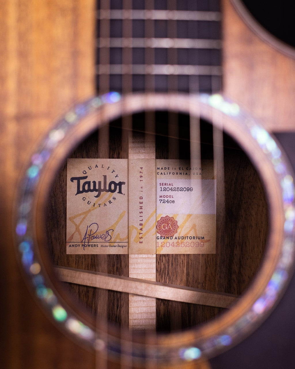 Taylor 724ce Grand Auditorium V-class Acoustic-electric Guitar - Natural Hawaiian Koa Top