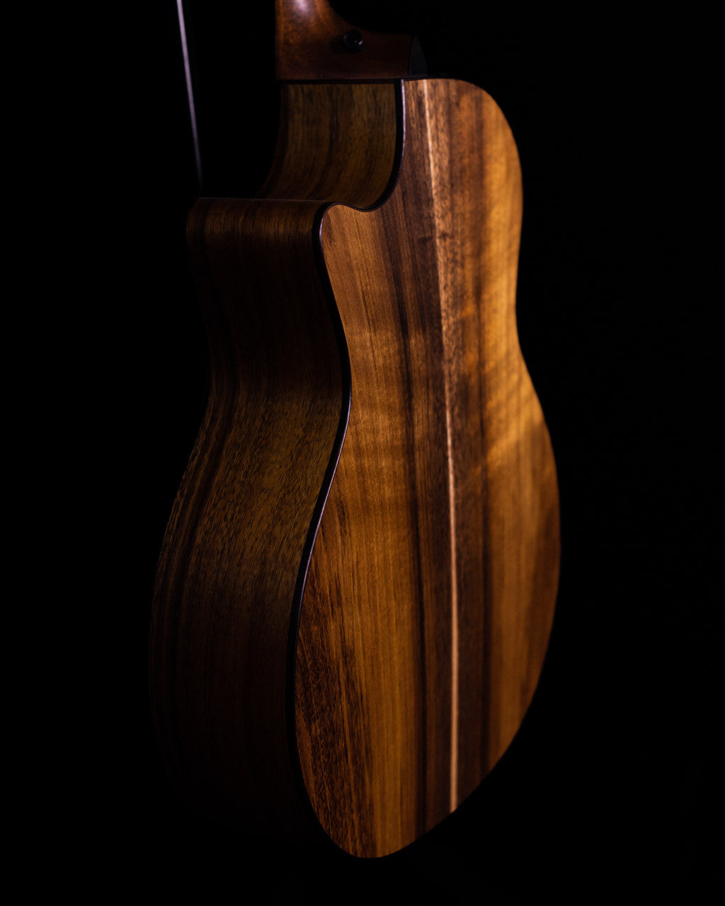 Taylor 724ce Grand Auditorium V-class Acoustic-electric Guitar - Natural Hawaiian Koa Top