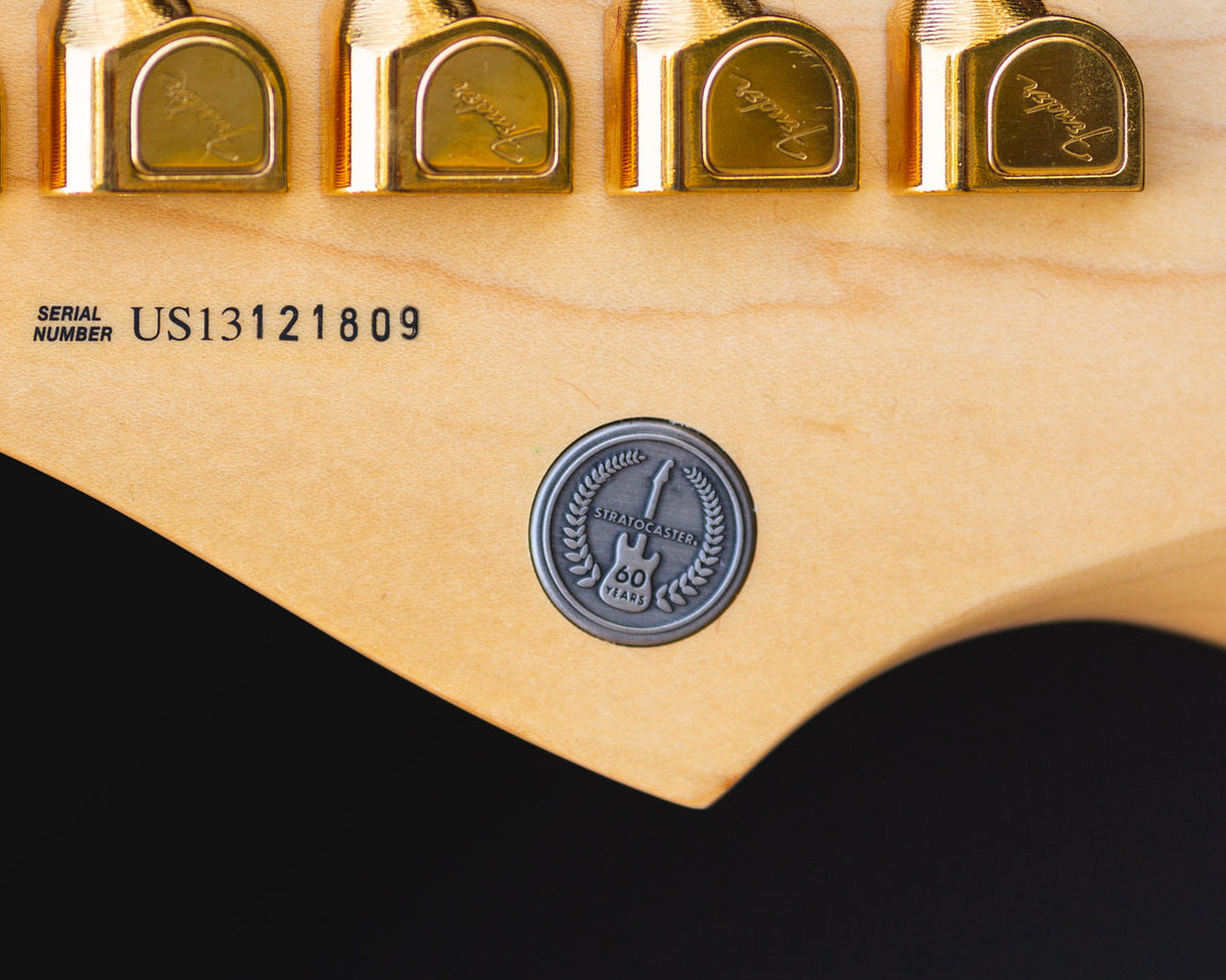 FENDER 60TH ANNIVERSARY STRATOCASTER COMMEMORATIVE