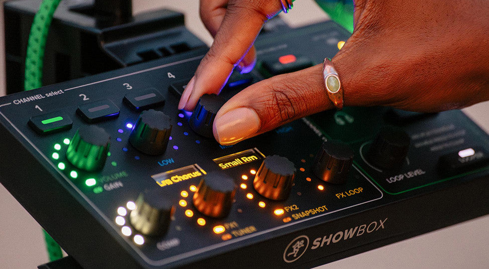 Mackie Showbox Battery Powered Portable Performance PA w/ Breakaway Mix Control