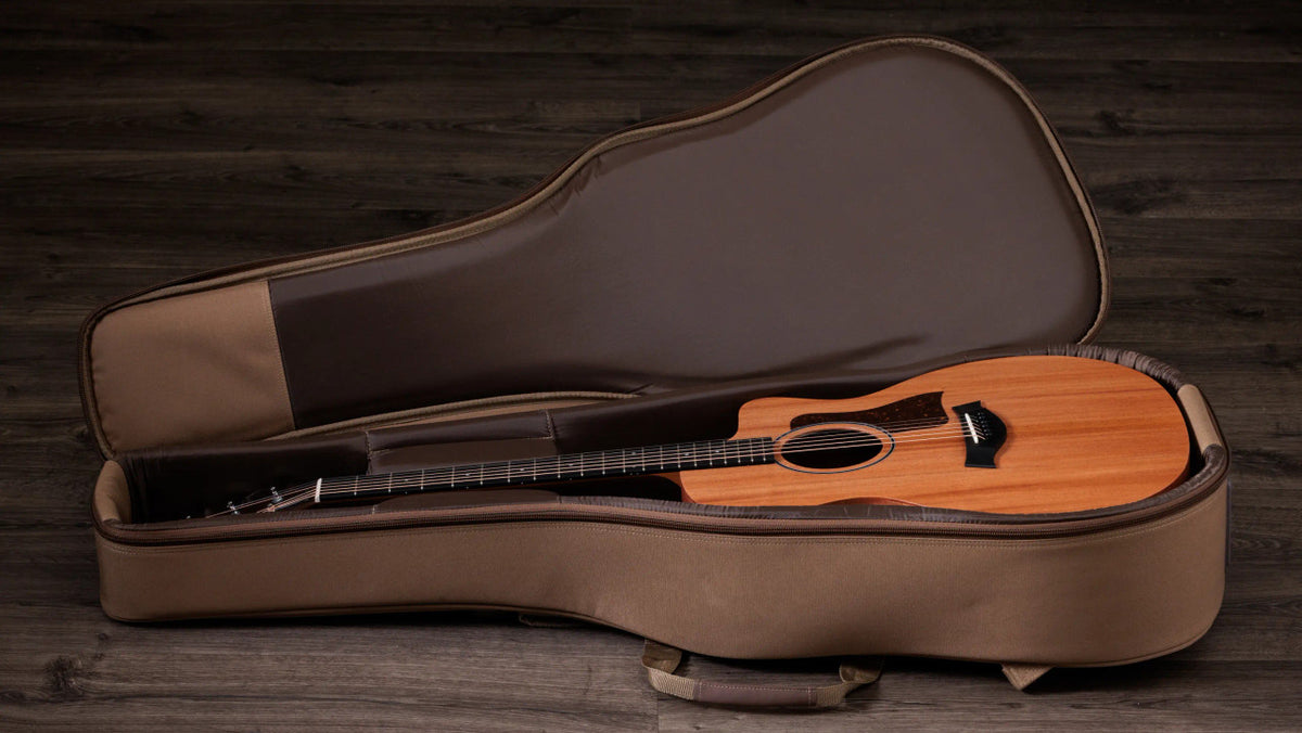 Taylor 24ce Acoustic Electric Guitar w/Gigbag - Mahogany