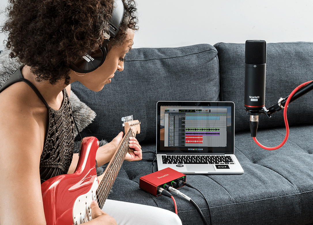 Focusrite Scarlett Solo Studio 4th Gen Recording Bundle
